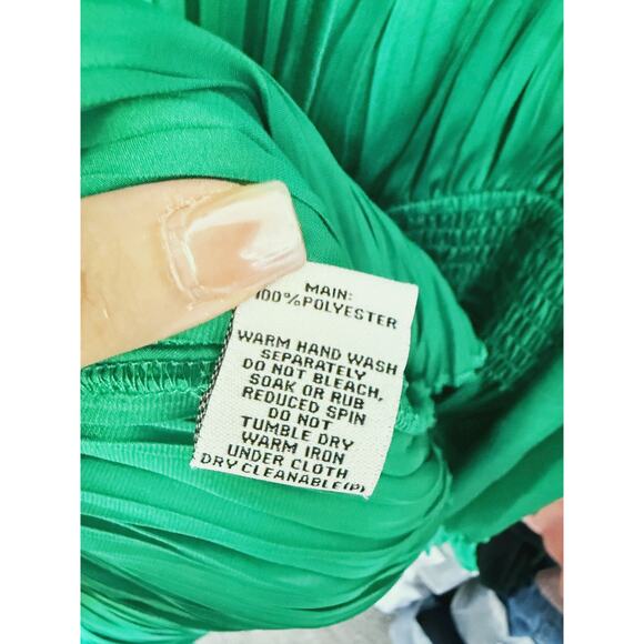 Estelle Emerald Green Shirred Long Sleeve Satin Pleated Dress 2X Holiday Event - Picture 7 of 10